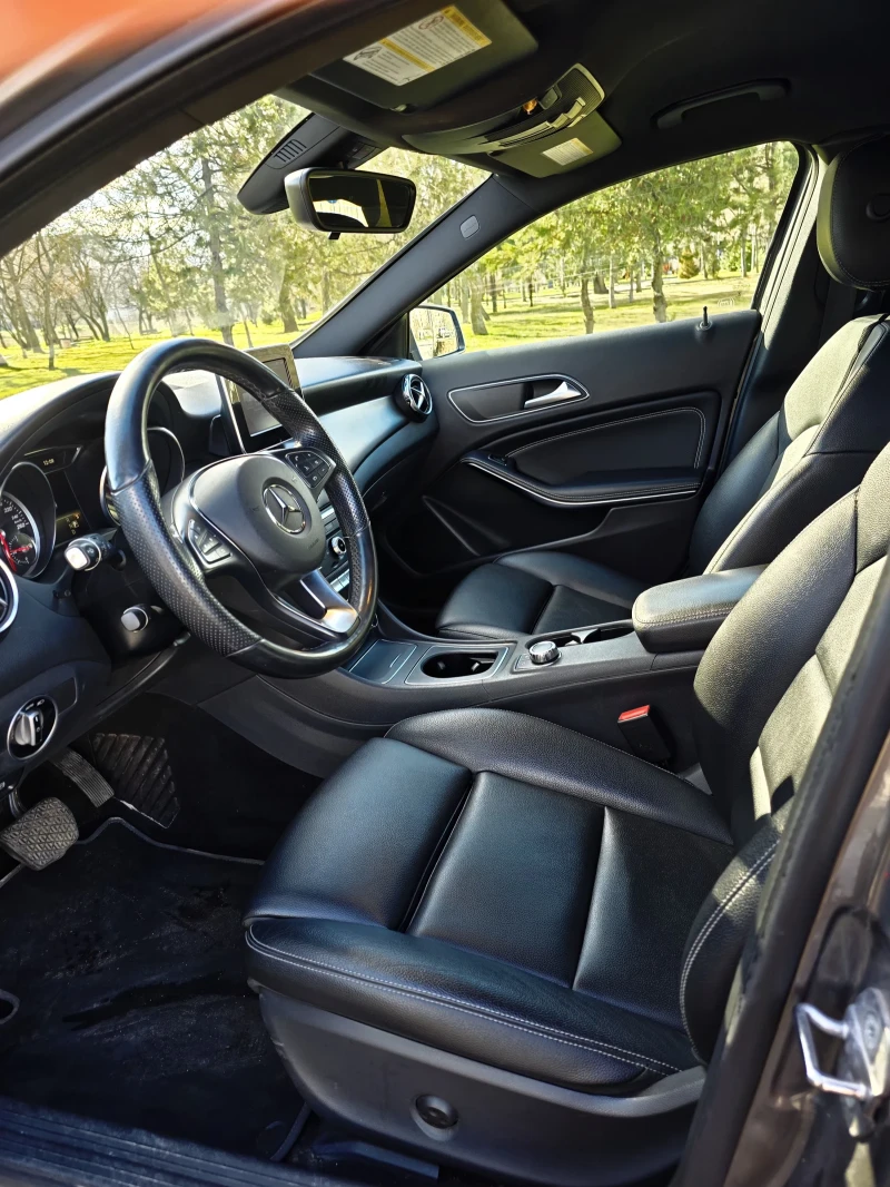 Mercedes-Benz GLA 250 2.0 Бензин, снимка 8 - Автомобили и джипове - 53047752