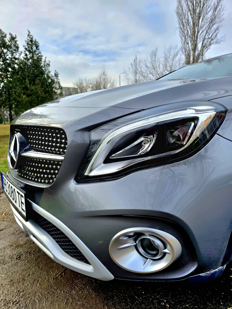 Mercedes-Benz GLA 250 2.0 Бензин, снимка 5 - Автомобили и джипове - 53128373