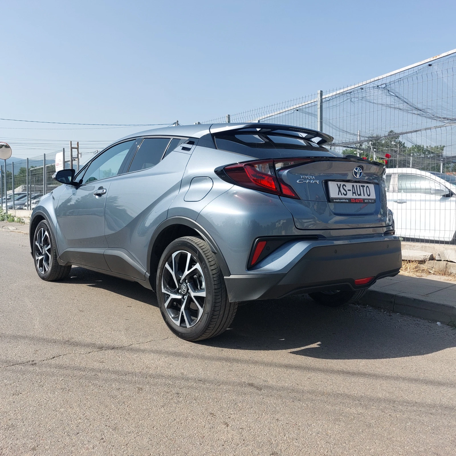 Toyota C-HR 1.8 HYBRID 51000KM  ГАРАНЦИОННА - изображение 7