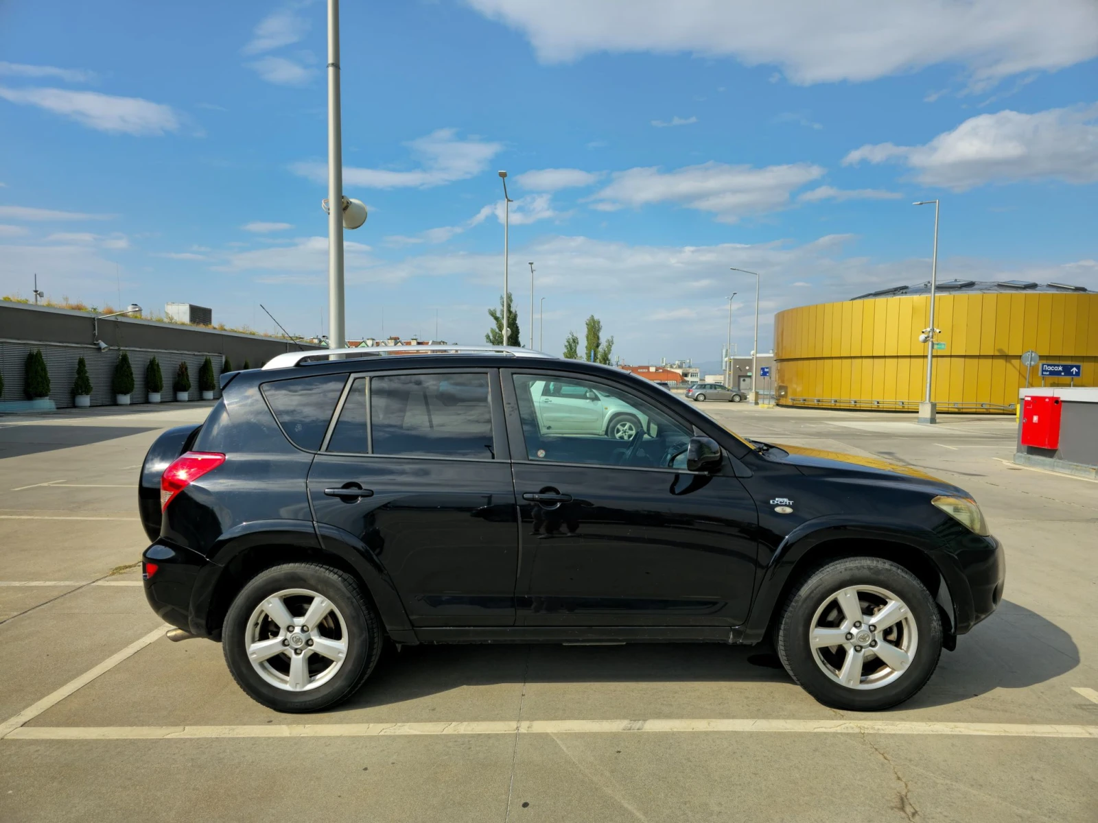 Toyota Rav4  - изображение 5