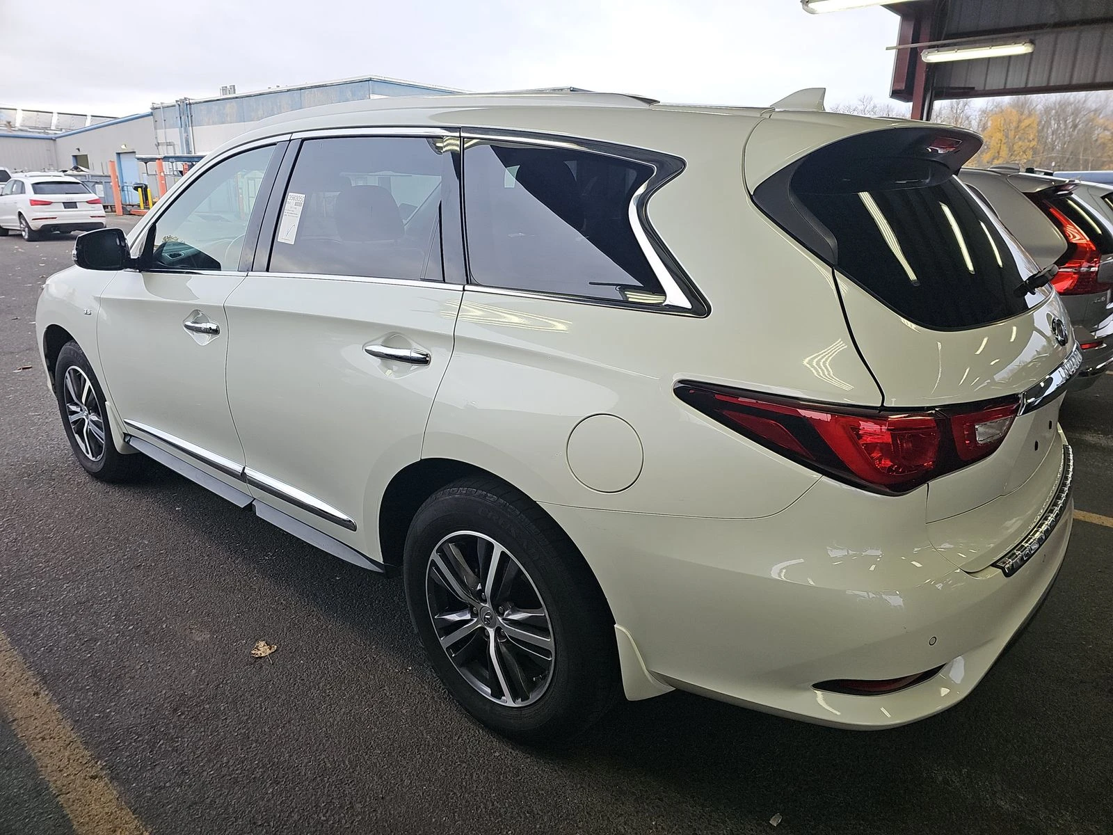 Infiniti QX60 4x4* CARFAX* АВТОЛИЗИНГ - изображение 3