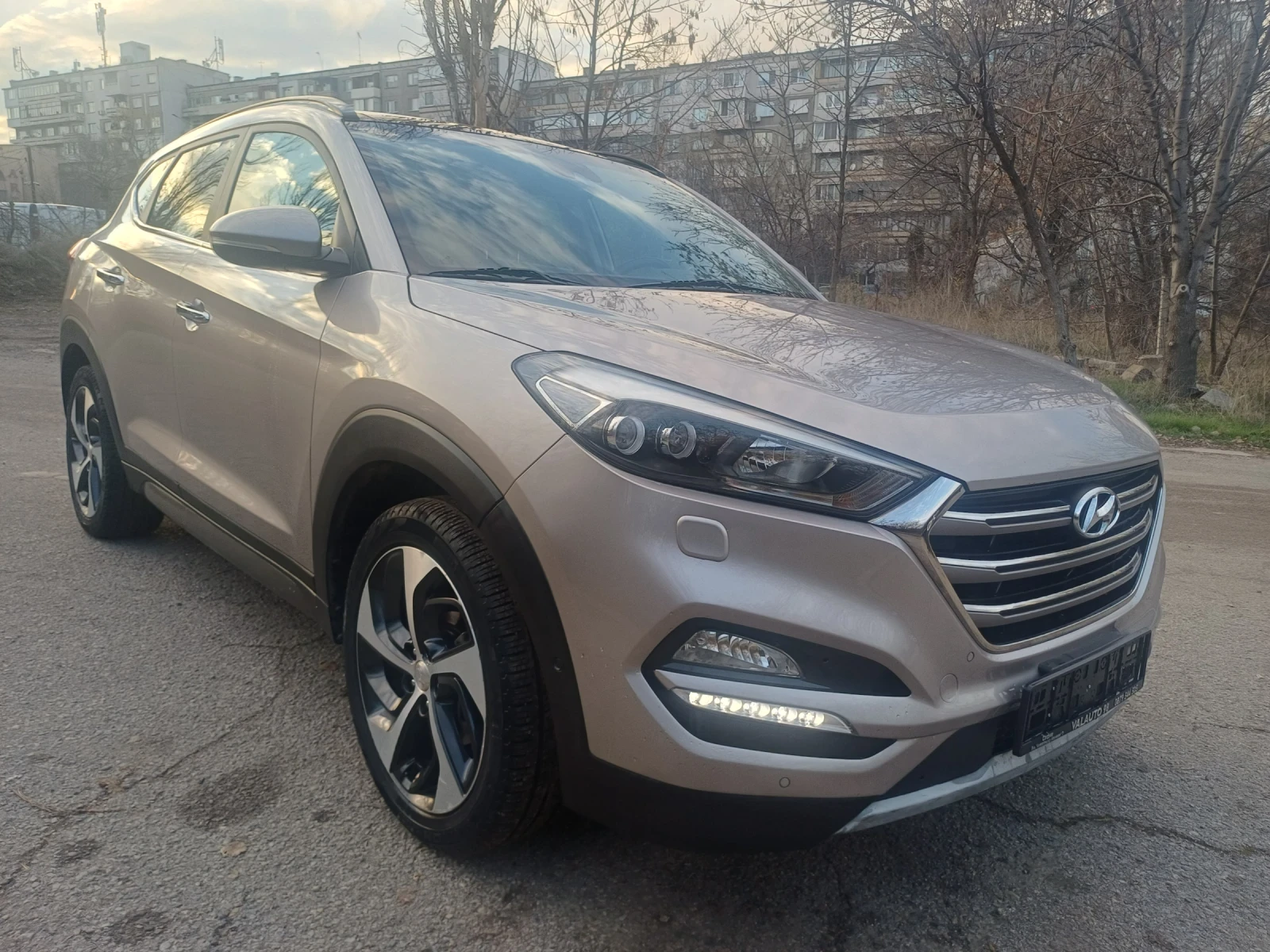 Hyundai Tucson 1.6 i FULL PANORAMA - изображение 3