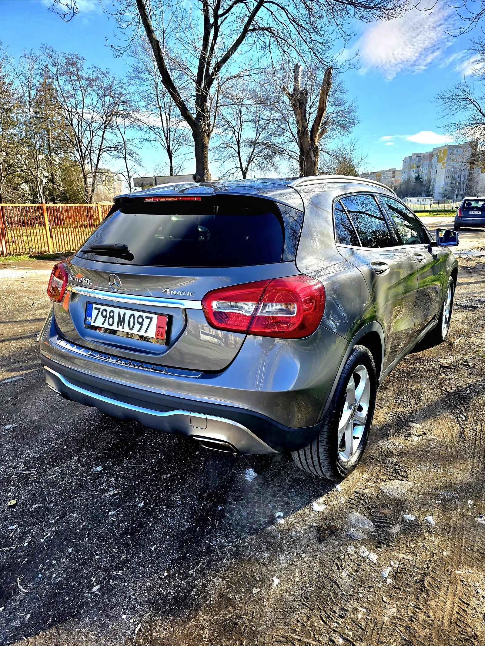 Mercedes-Benz GLA 250 2.0 Бензин - изображение 3