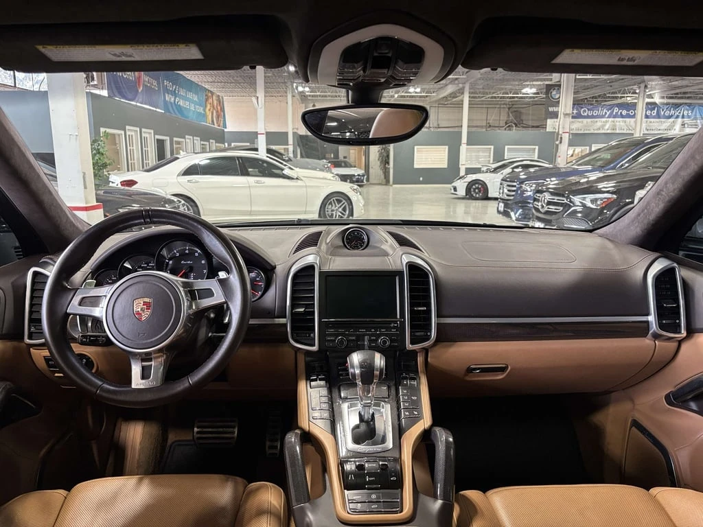 Porsche Cayenne * Turbo * CARFAX * ФИКСИРАНА ЦЕНА ДО СОФИЯ - изображение 10