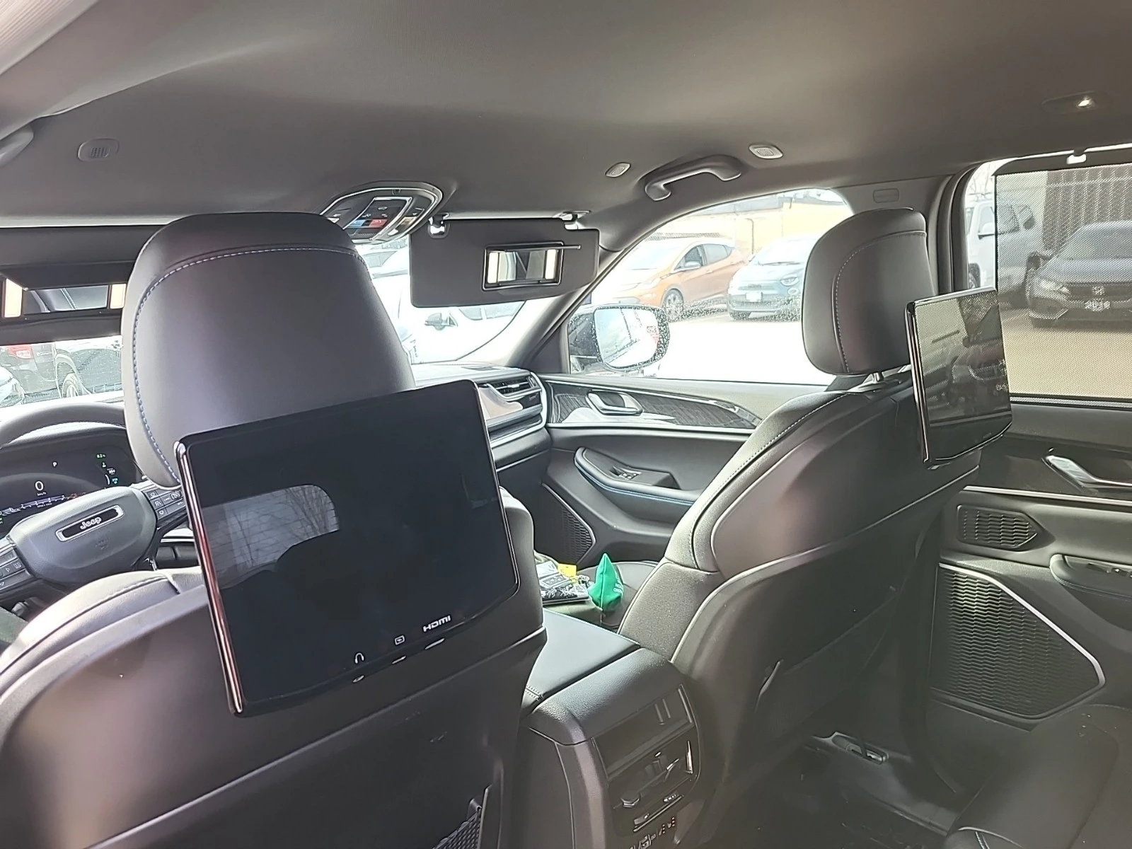 Jeep Grand cherokee 2L 4cyl 4WD - изображение 10