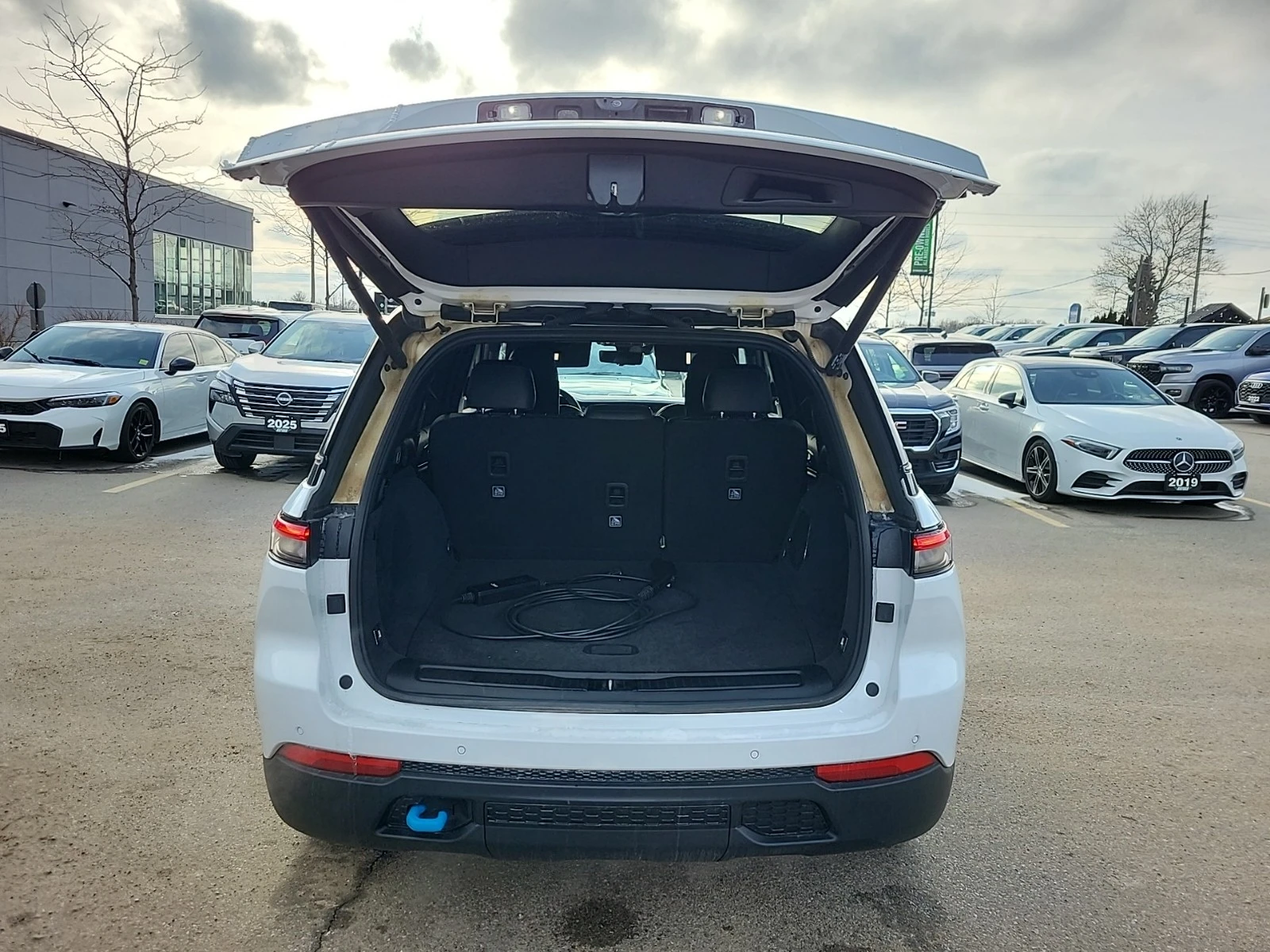 Jeep Grand cherokee 2L 4cyl 4WD, снимка 15 - Автомобили и джипове - 53725824