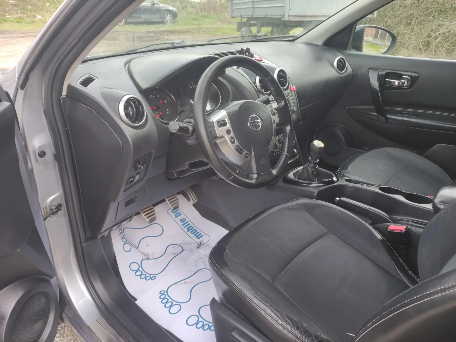 Nissan Qashqai 1.5dci отличен фул екстри, снимка 8 - Автомобили и джипове - 54002711