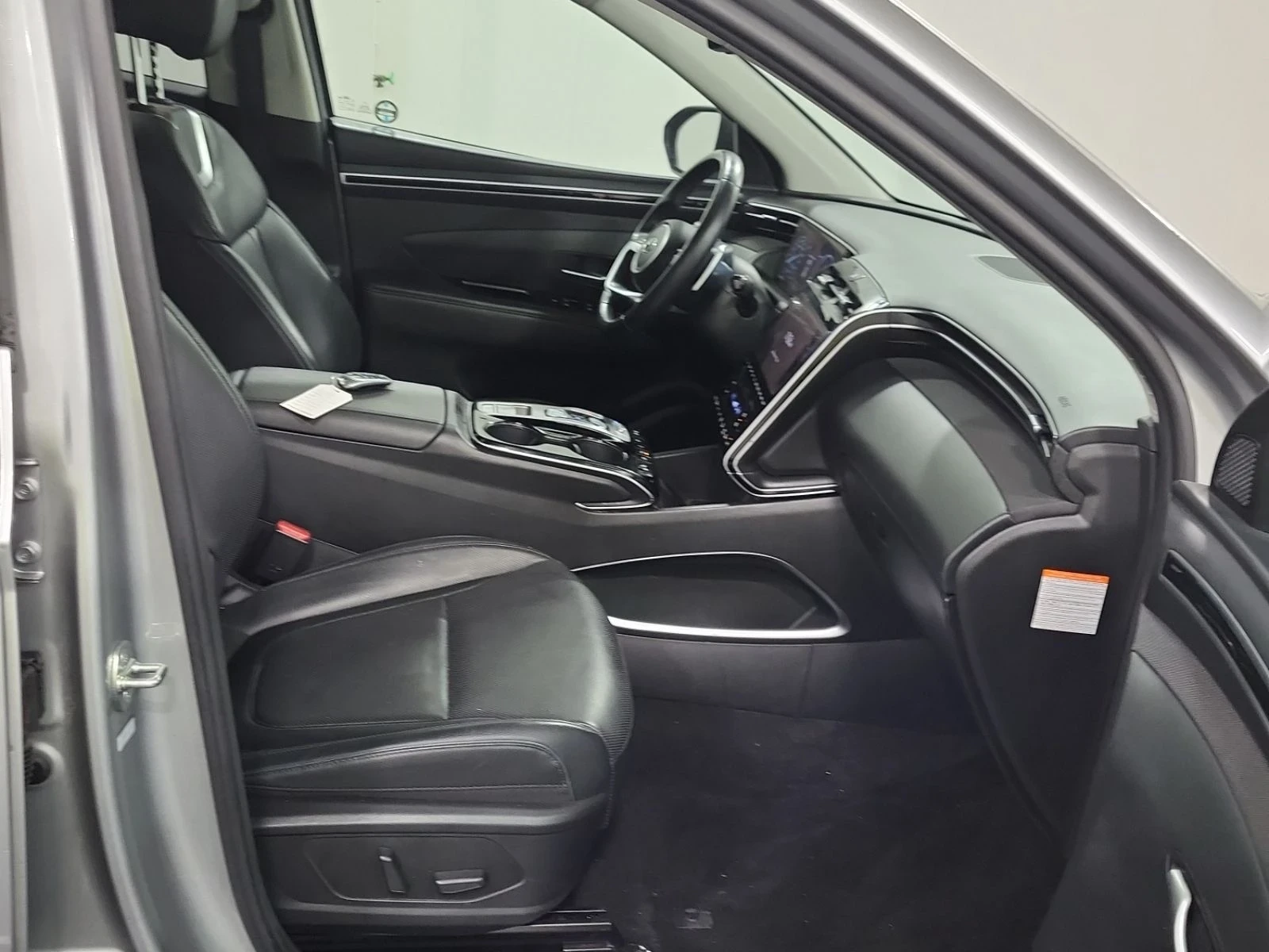 Hyundai Tucson Ultimate | 360  | DISTRONIC | ВЕНТИЛАЦИЯ | 2024, снимка 13 - Автомобили и джипове - 54229510