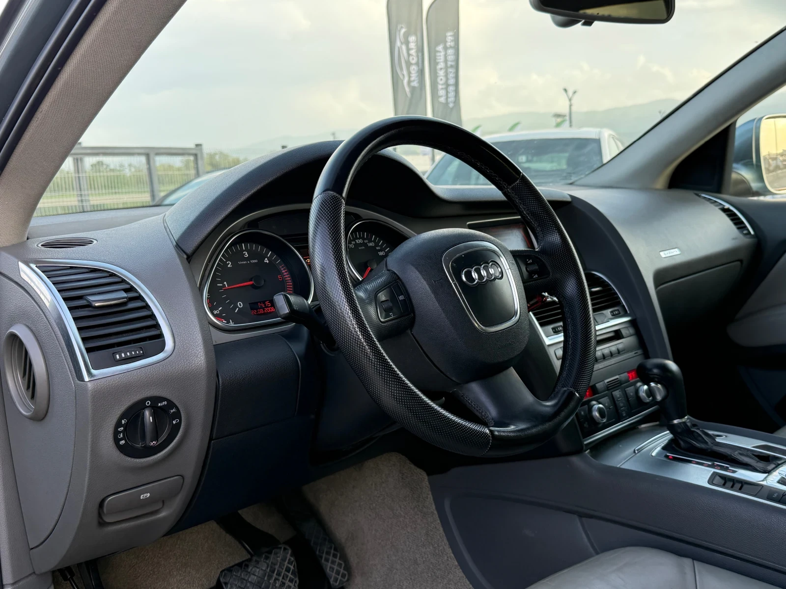 Audi Q7 3.0TDI* 2008г* Топ Състояние* 247.000КМ* Сервизна*, снимка 8 - Автомобили и джипове - 54512513