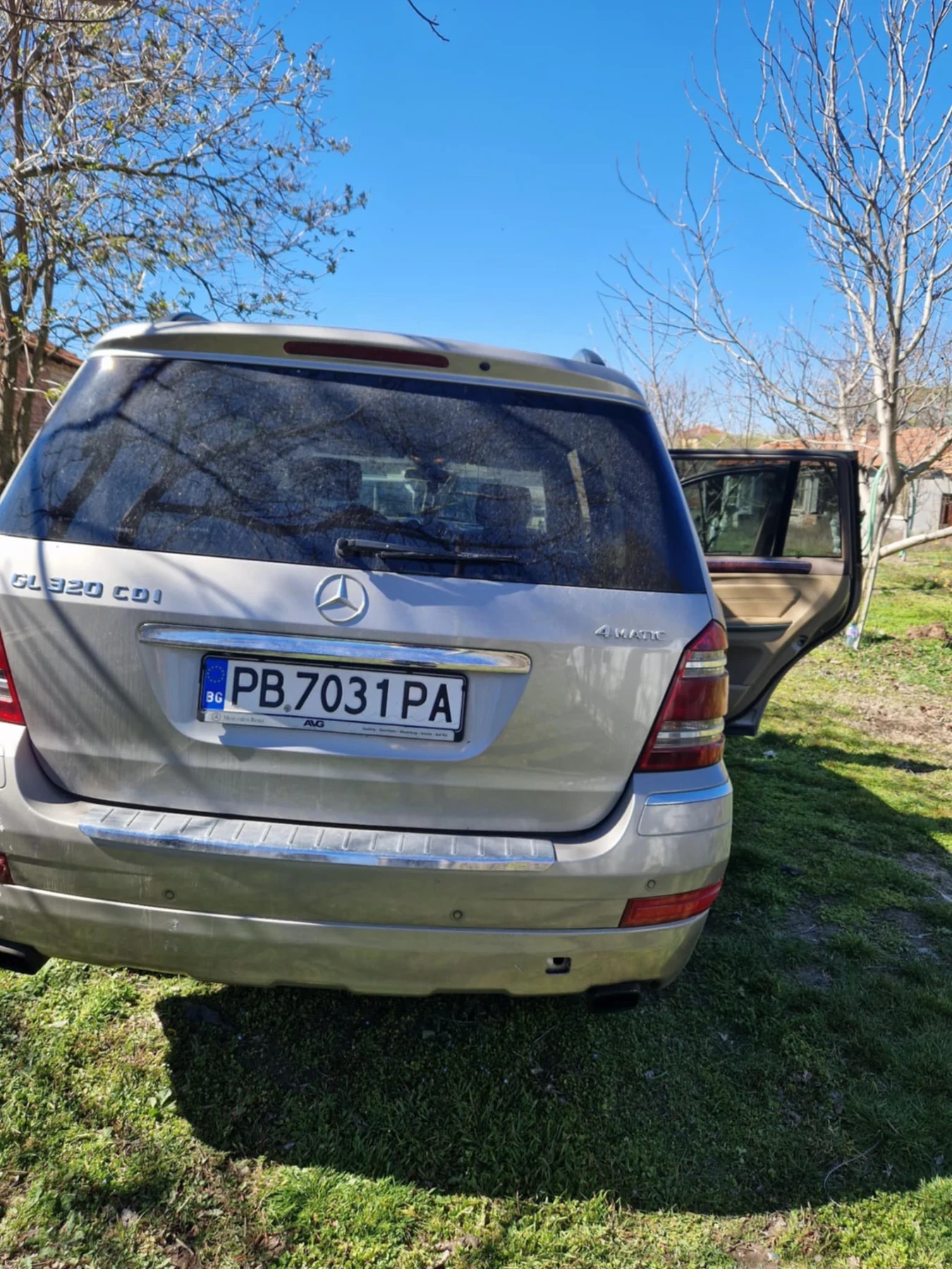 Mercedes-Benz GL 320, снимка 3 - Автомобили и джипове - 55427938