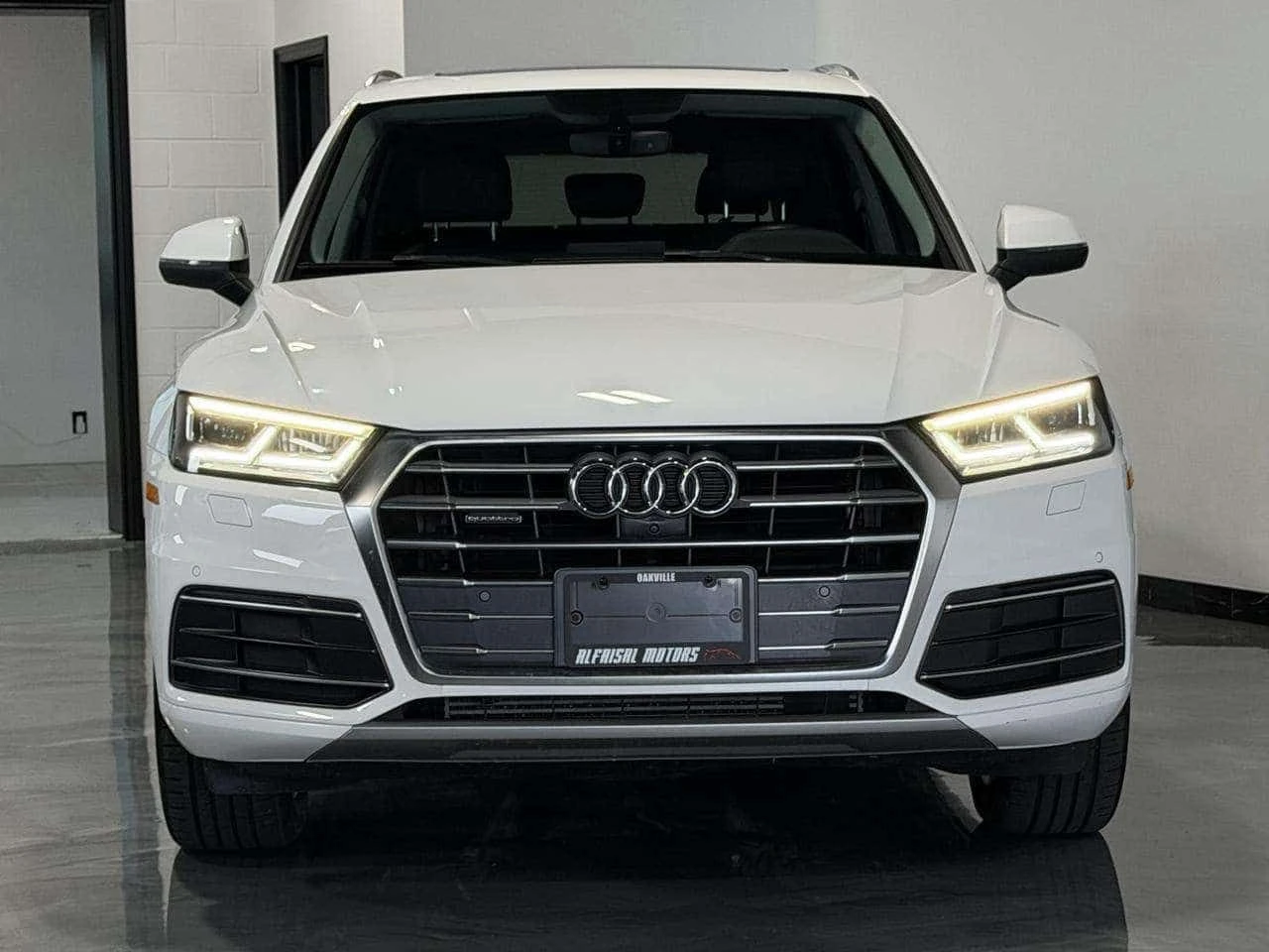 Audi Q5 TECHNIK| PANO| ПОДГРЕВИ| 360| CARFAX| 