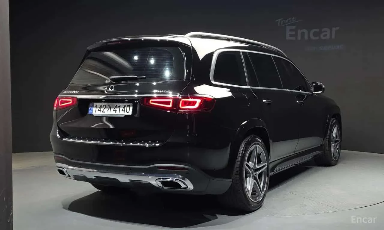Mercedes-Benz GLS 400 d 4MATIC * МАСАЖИ * ТЕЛЕВИЗОРИ, снимка 2 - Автомобили и джипове - 55570972