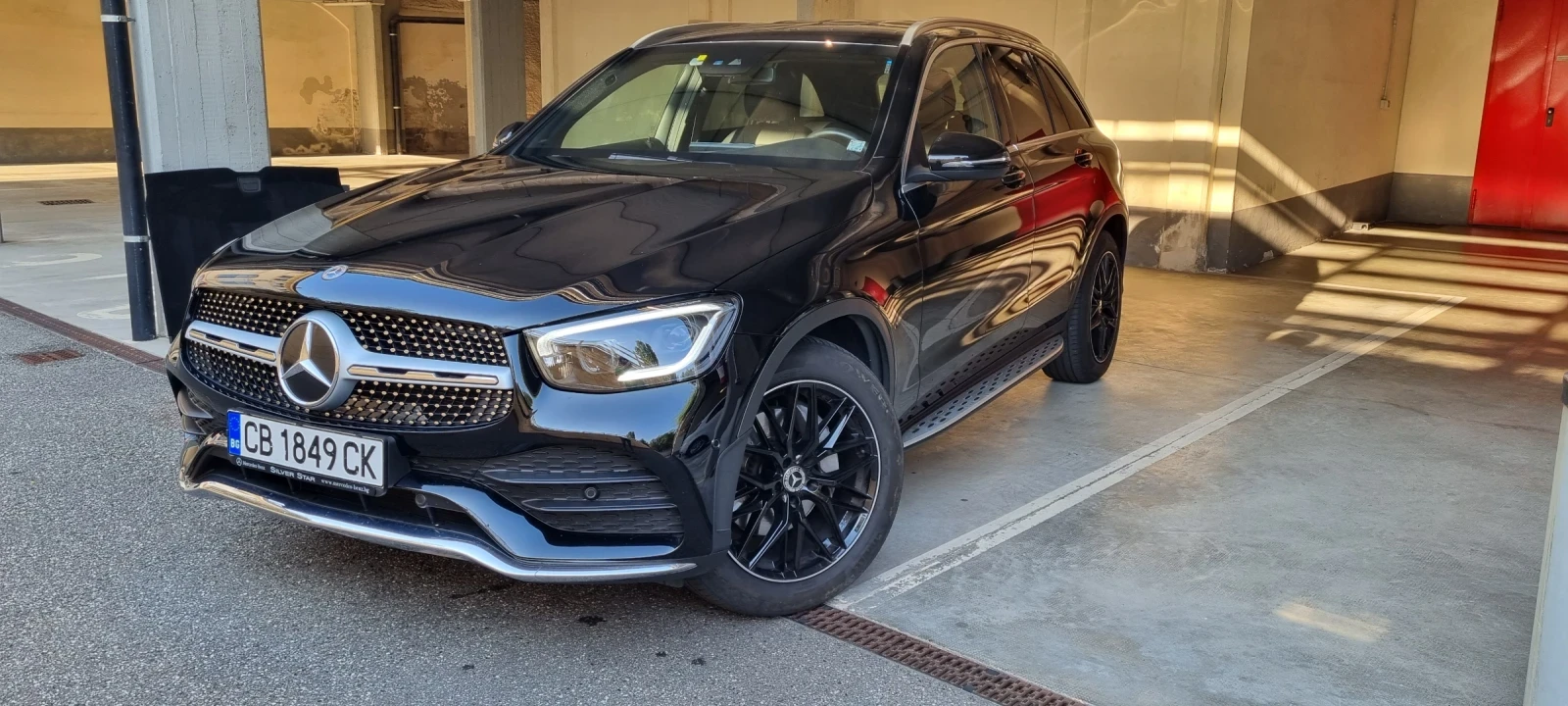 Mercedes-Benz GLC 300 D, снимка 2 - Автомобили и джипове - 56288849