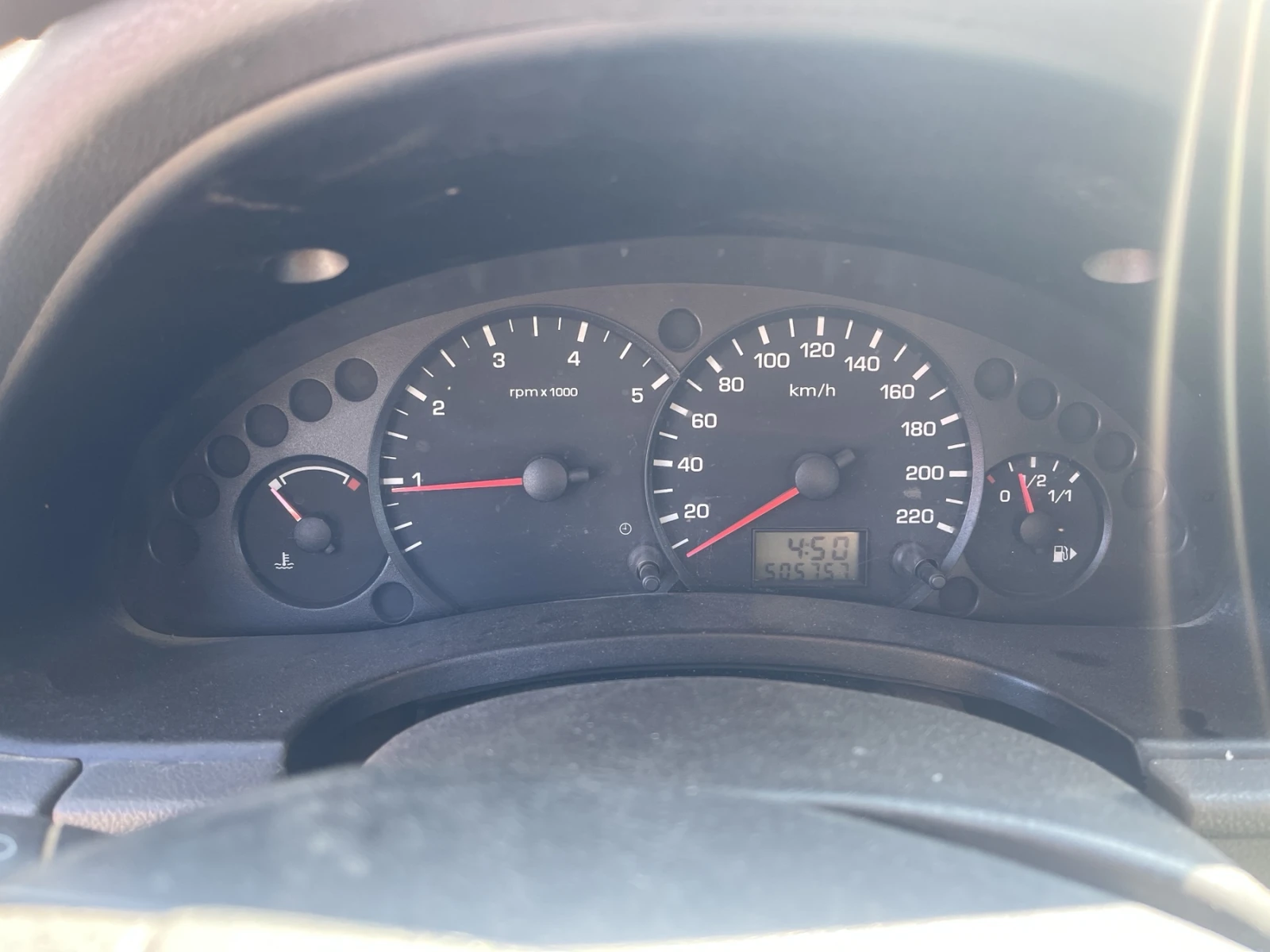 Ford Tourneo Connect L 6+ 1 - изображение 2