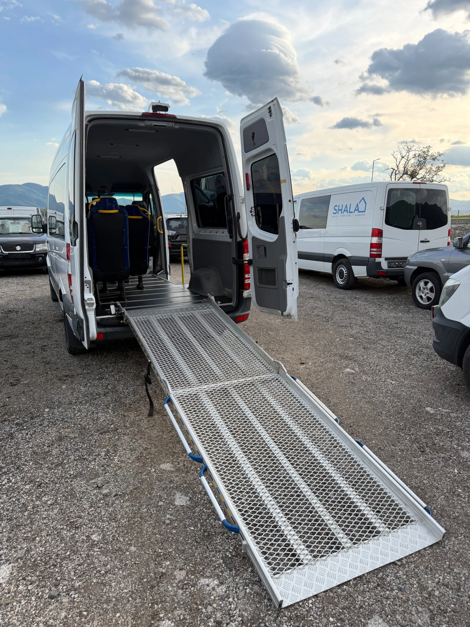 Mercedes-Benz Sprinter 211 8+ 1 ТОП ЕВРО 6 КЛИМА, снимка 16 - Бусове и автобуси - 54512802