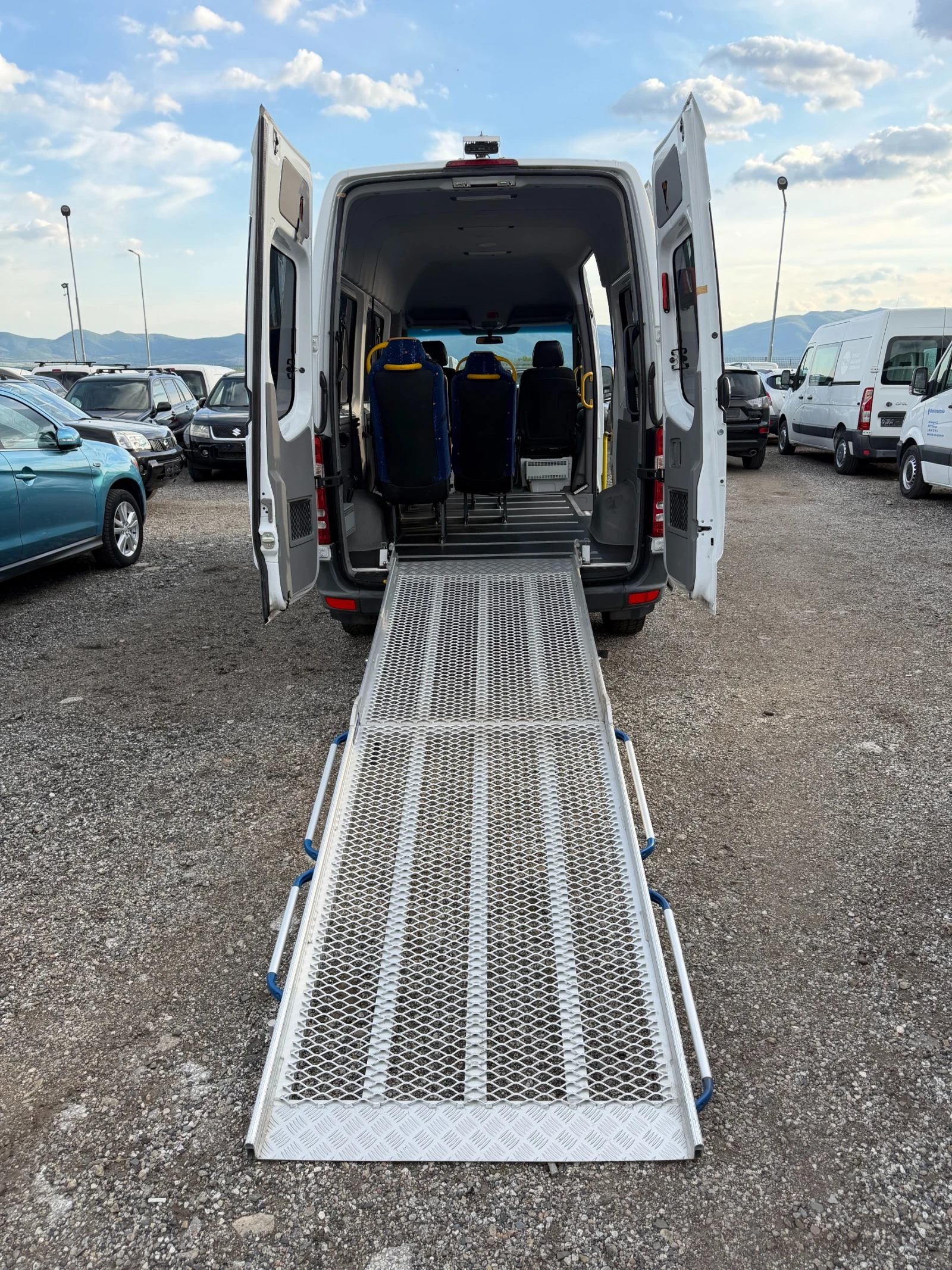 Mercedes-Benz Sprinter 211 8+ 1 ТОП ЕВРО 6 КЛИМА, снимка 15 - Бусове и автобуси - 54512802