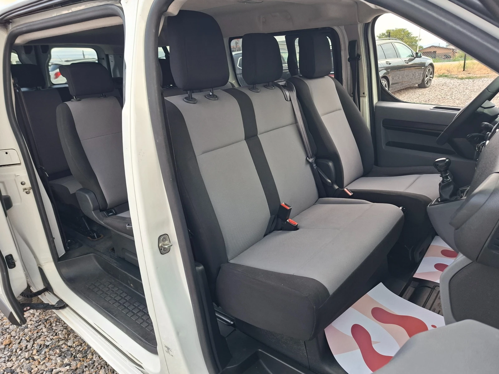 Toyota Proace 1.5D* 8+ 1м.* 6-SPEED.* 36м. х 414EUR.* , снимка 10 - Бусове и автобуси - 55706965