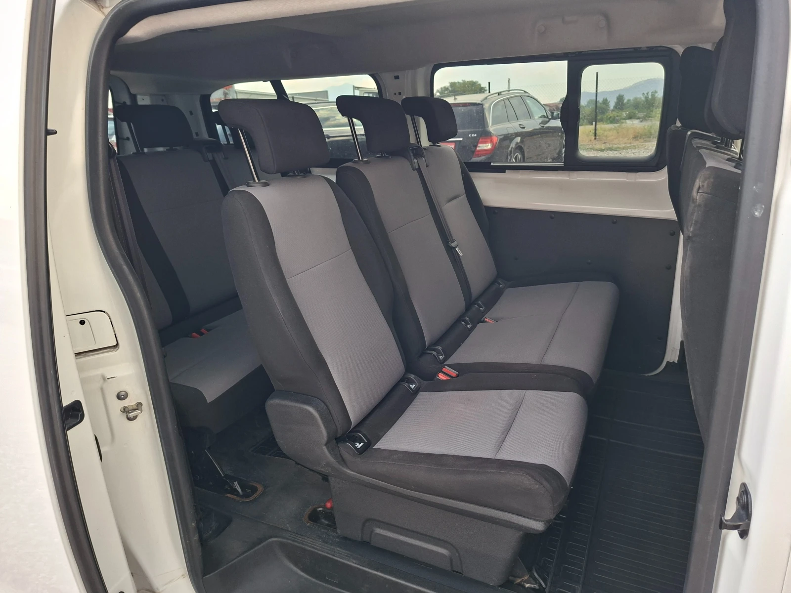 Toyota Proace 1.5D* 8+ 1м.* 6-SPEED.* 36м. х 414EUR.* , снимка 9 - Бусове и автобуси - 55706965