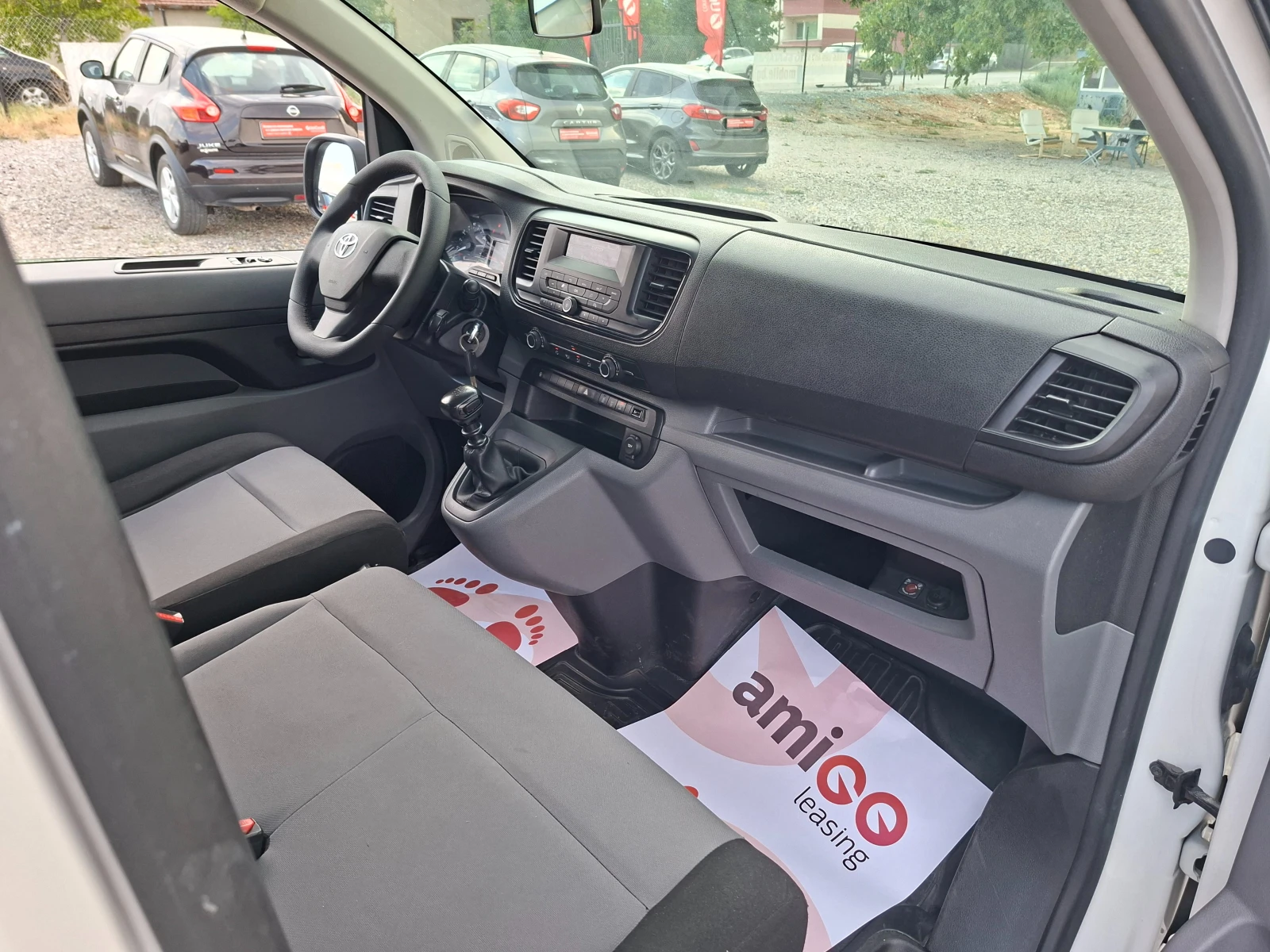Toyota Proace 1.5D* 8+ 1м.* 6-SPEED.* 36м. х 414EUR.* , снимка 11 - Бусове и автобуси - 55706965