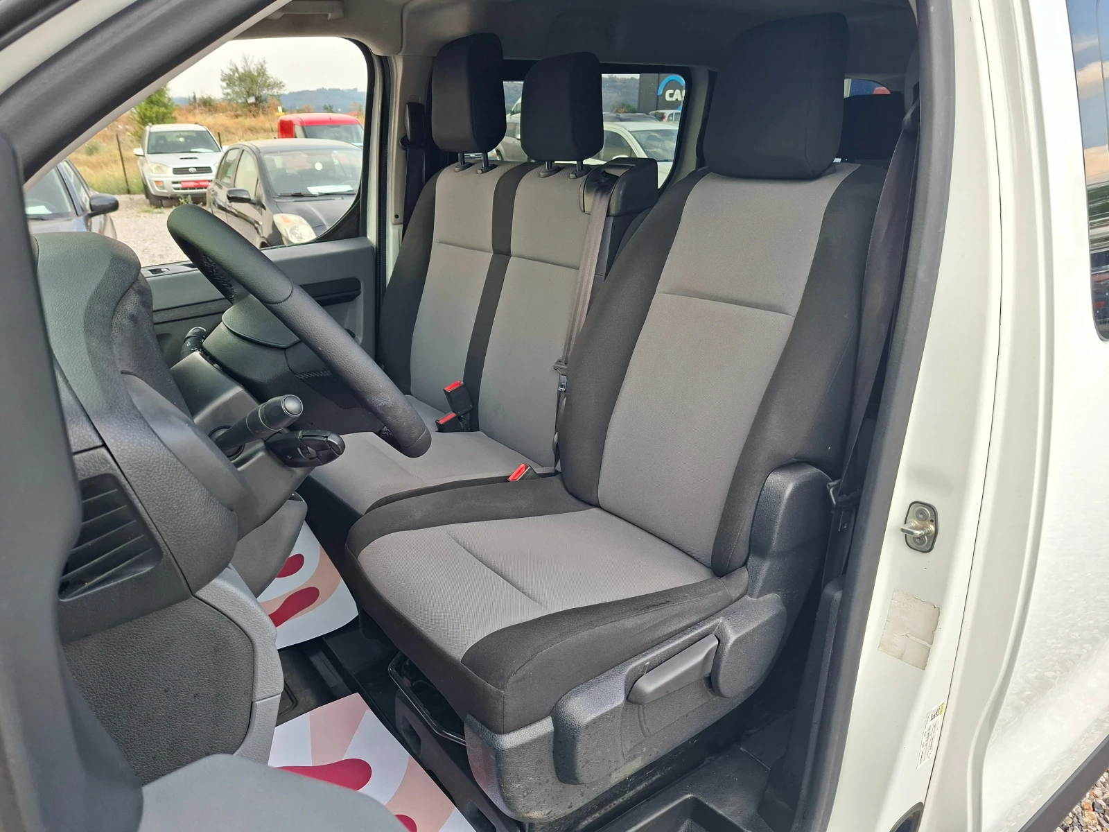 Toyota Proace 1.5D* 8+ 1м.* 6-SPEED.* 36м. х 414EUR.* , снимка 13 - Бусове и автобуси - 55706965