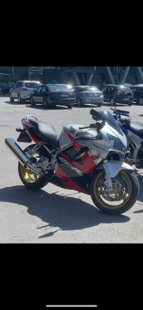 Honda Cbr | Mobile.bg    4