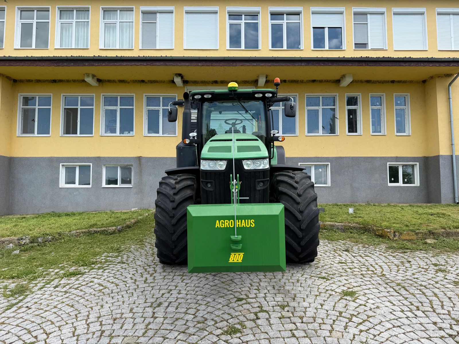 Трактор John Deere 8285R POWER SHIFT НАВИГАЦИЯ ЛИЗИНГ, снимка 2 - Селскостопанска техника - 53636441