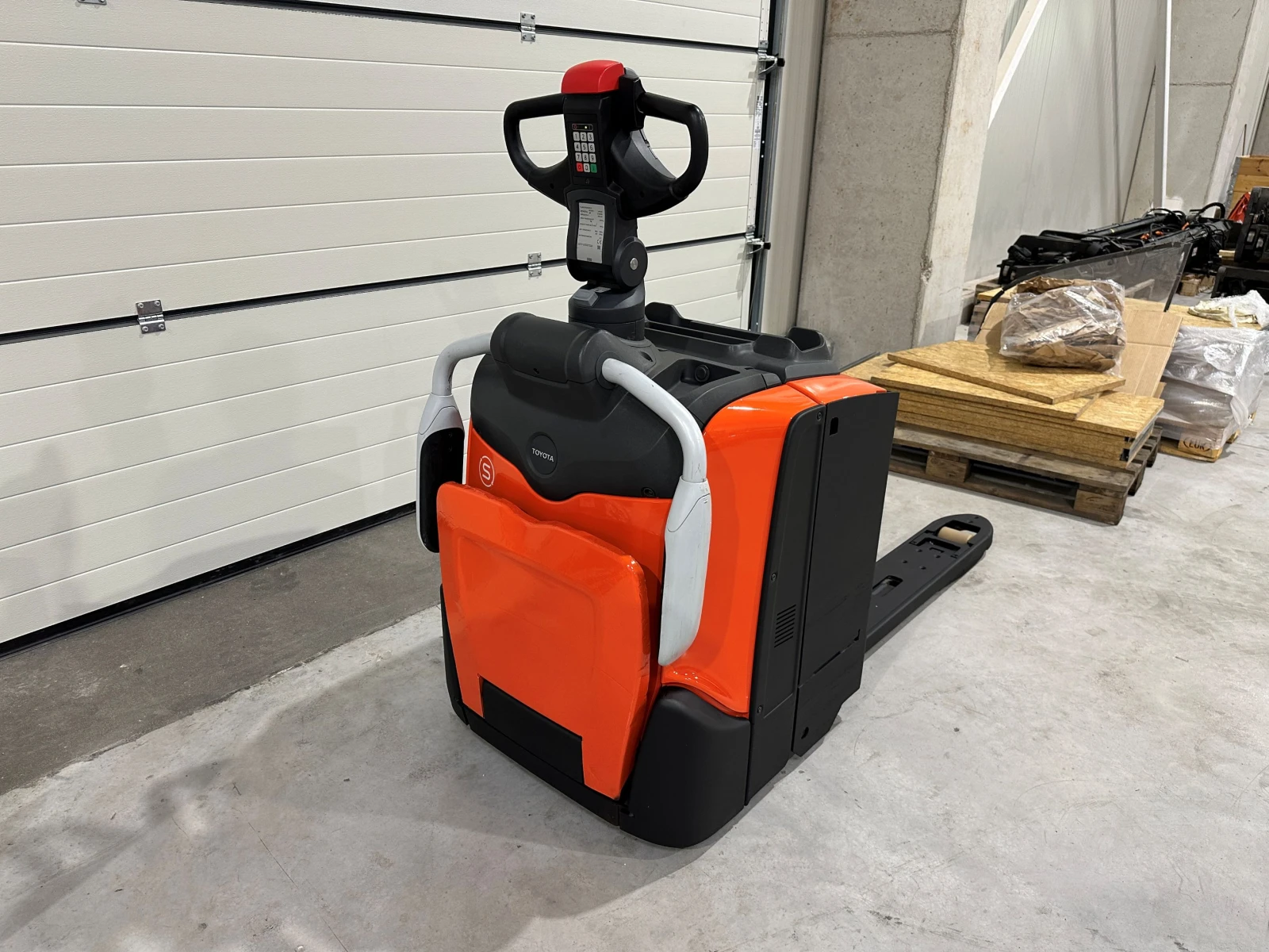 Електрокар Toyota LPE200, снимка 2 - Индустриална техника - 55012179