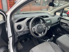 Toyota Yaris 1.33 i Facelift , снимка 13