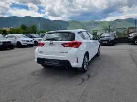 Toyota Auris 1.8 HYBRID, снимка 6