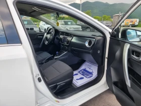 Toyota Auris 1.8 HYBRID, снимка 15