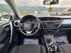 Toyota Auris 1.8 HYBRID, снимка 12