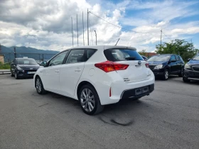 Toyota Auris 1.8 HYBRID, снимка 4