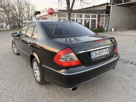 Mercedes-Benz E 320 4 MATIC, снимка 4