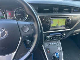 Toyota Auris 1, 8 HIBRID HATCBACK, снимка 12