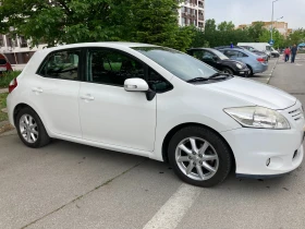 Обява за продажба на Toyota Auris ~10 700 лв. - изображение 2