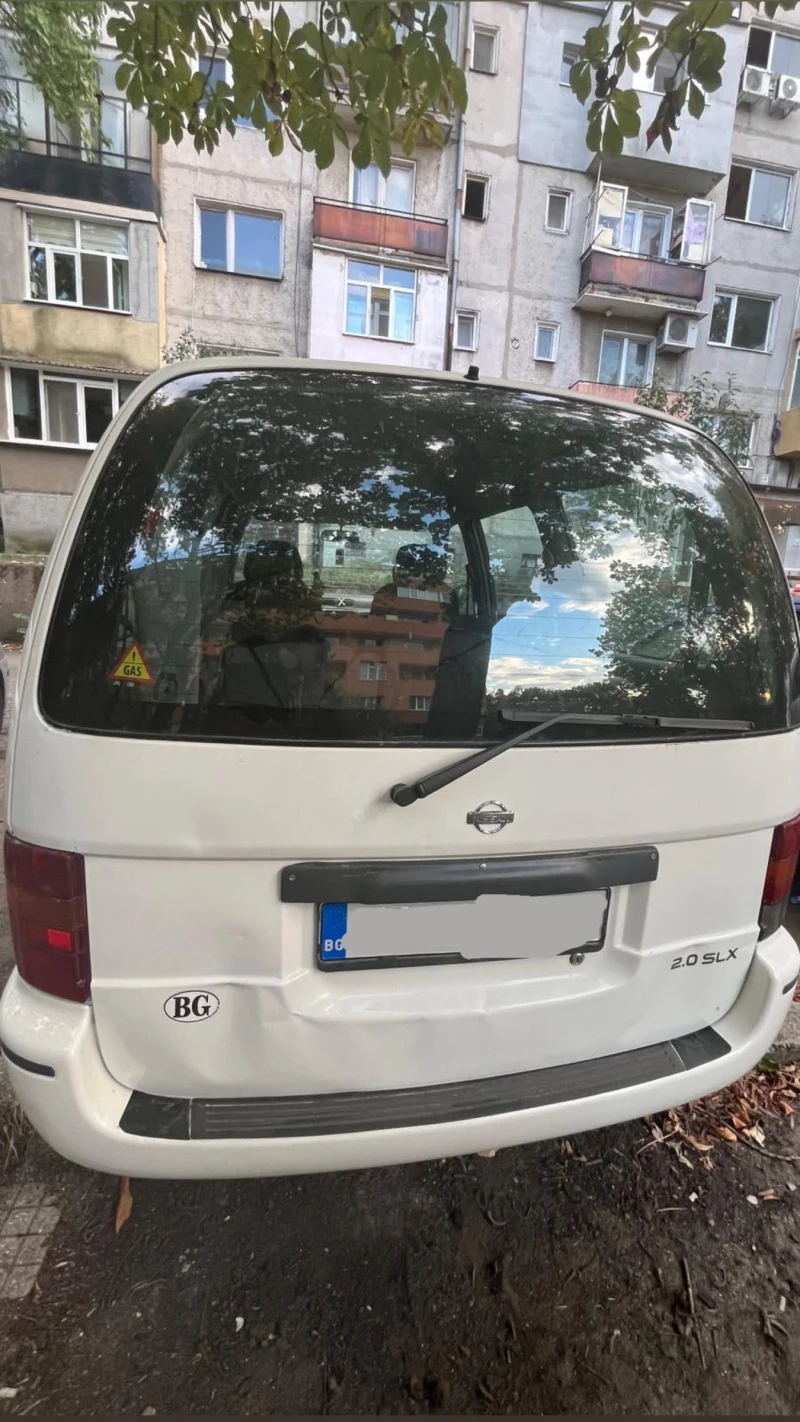 Nissan Serena, снимка 2 - Автомобили и джипове - 47066936