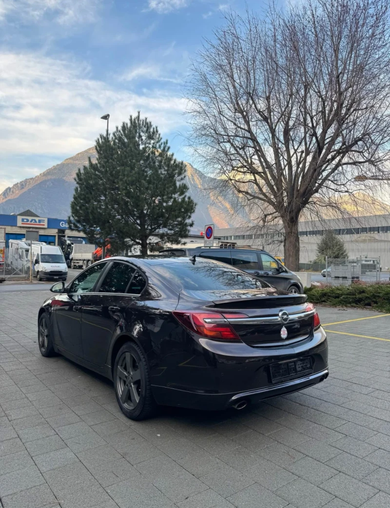 Opel Insignia 2.0T 4Х4 Швейцария Навигация OPC LINE, снимка 4 - Автомобили и джипове - 48501222