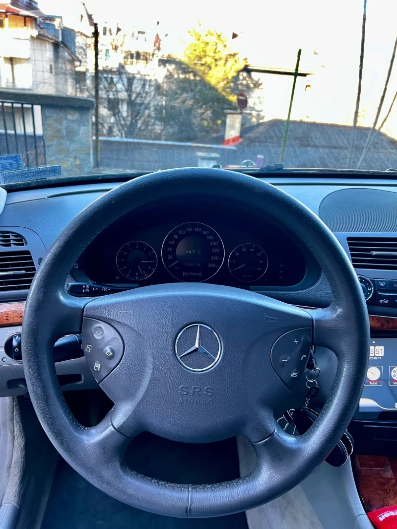 Mercedes-Benz E 500 W211, снимка 4 - Автомобили и джипове - 49276500