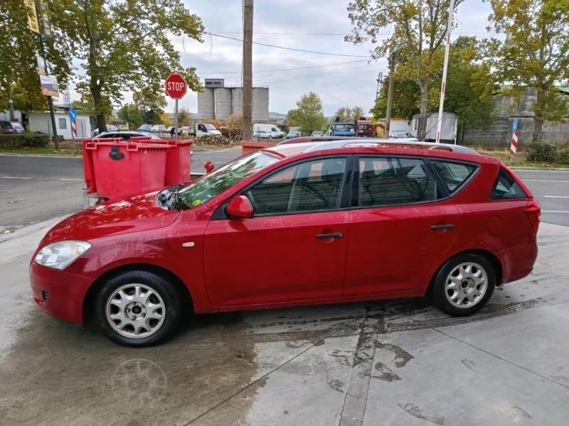 Kia Ceed, снимка 6 - Автомобили и джипове - 52557053