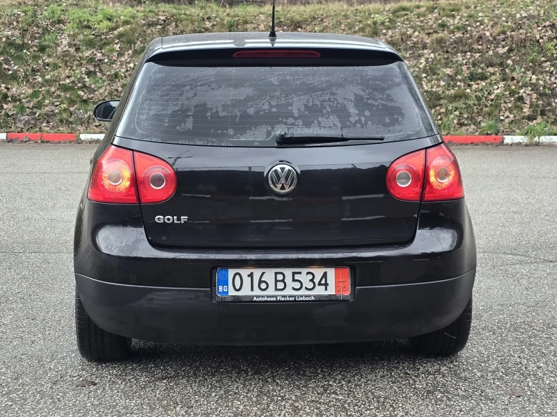 VW Golf Топ състояние 1, 9 мотор 105 коня, снимка 5 - Автомобили и джипове - 52890593