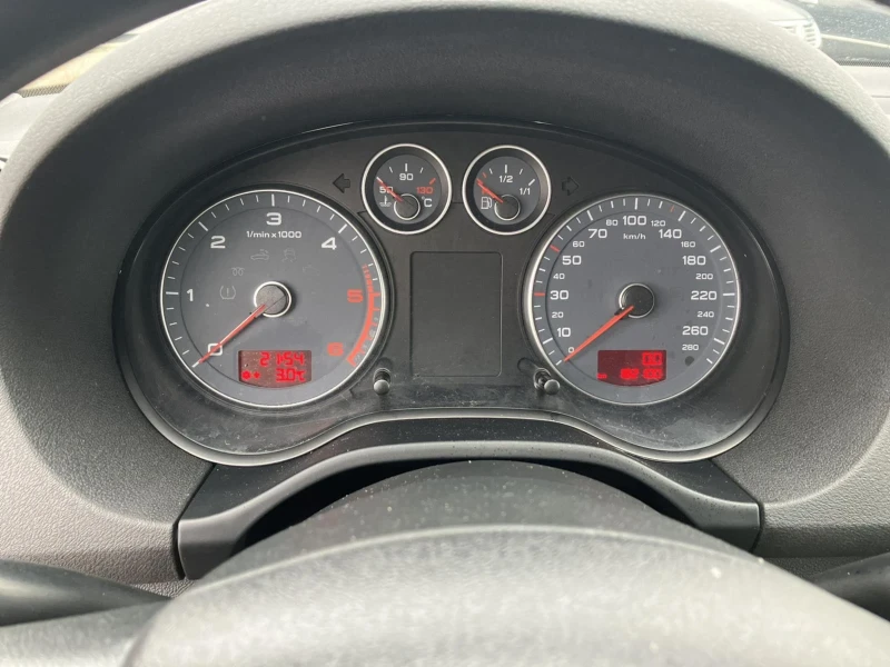 Audi A3, снимка 14 - Автомобили и джипове - 53301366