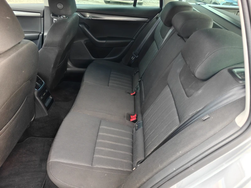 Skoda Octavia 2.0 TDI двигател на 22000 км, снимка 9 - Автомобили и джипове - 53445533