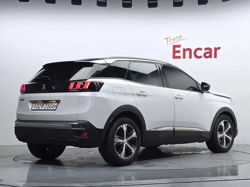 Peugeot 3008 1.5 BlueHDI Allure - САМО 30% АВАНС, снимка 2 - Автомобили и джипове - 55987588