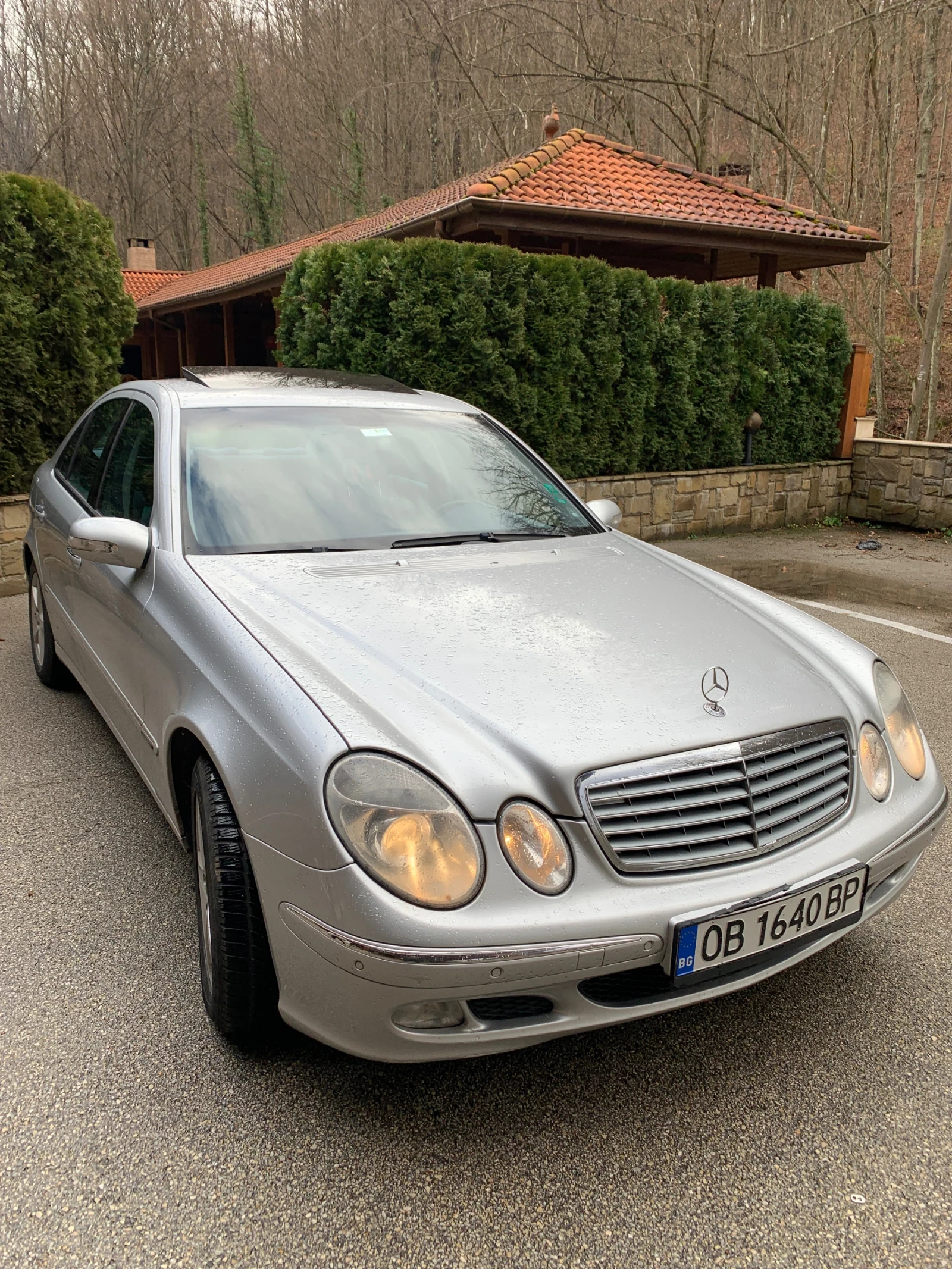 Mercedes-Benz E 270, снимка 1