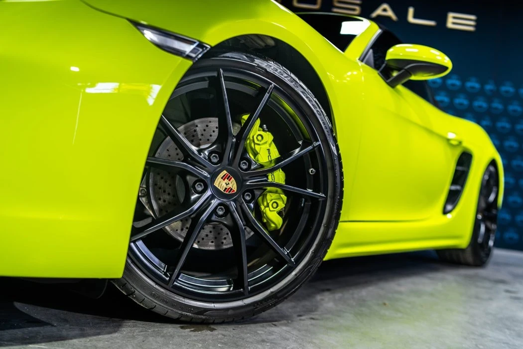 Porsche Boxster GTS | Chrono | Alcantara| Acid Green  - изображение 6