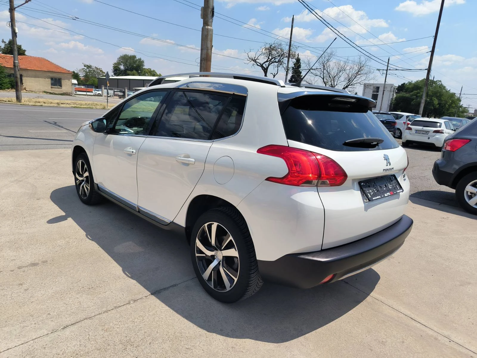 Peugeot 2008 1.6d-6sk.70.000km-Navi-Euro-5B - изображение 7