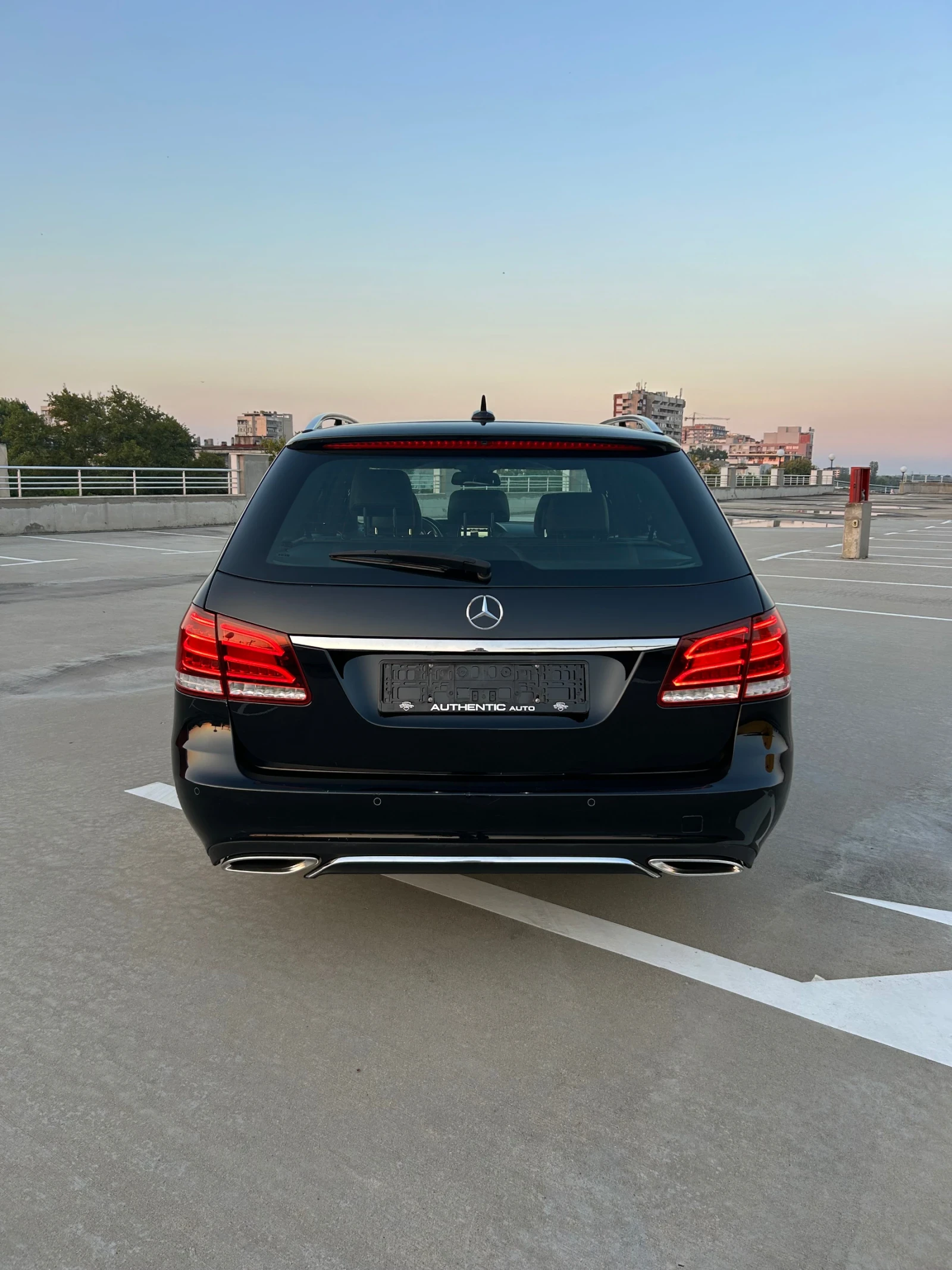 Mercedes-Benz E 220 ///250 CDI // LED // AVANTGARDE // 4MATIC - изображение 4