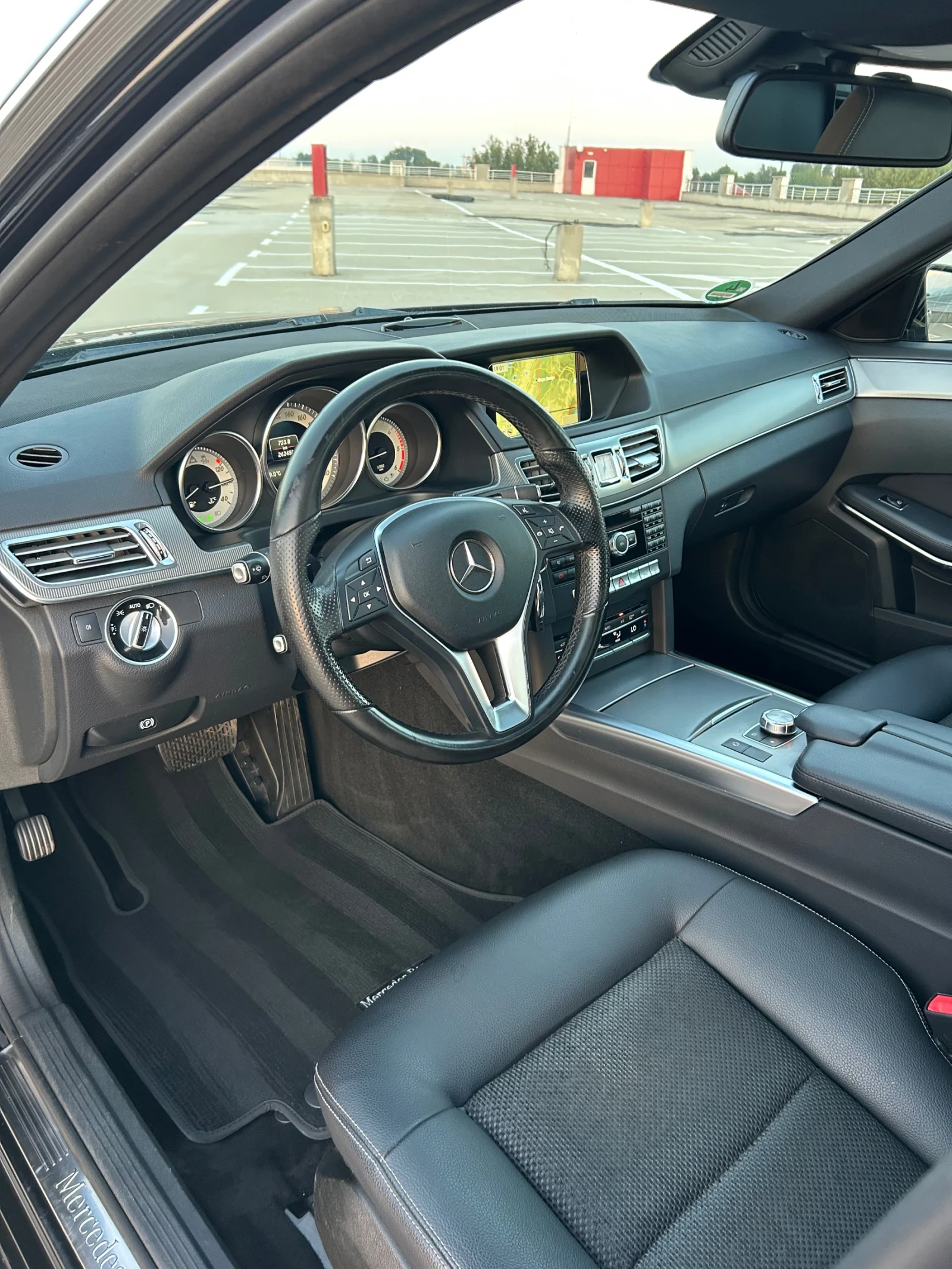 Mercedes-Benz E 220 ///250 CDI // LED // AVANTGARDE // 4MATIC - изображение 9