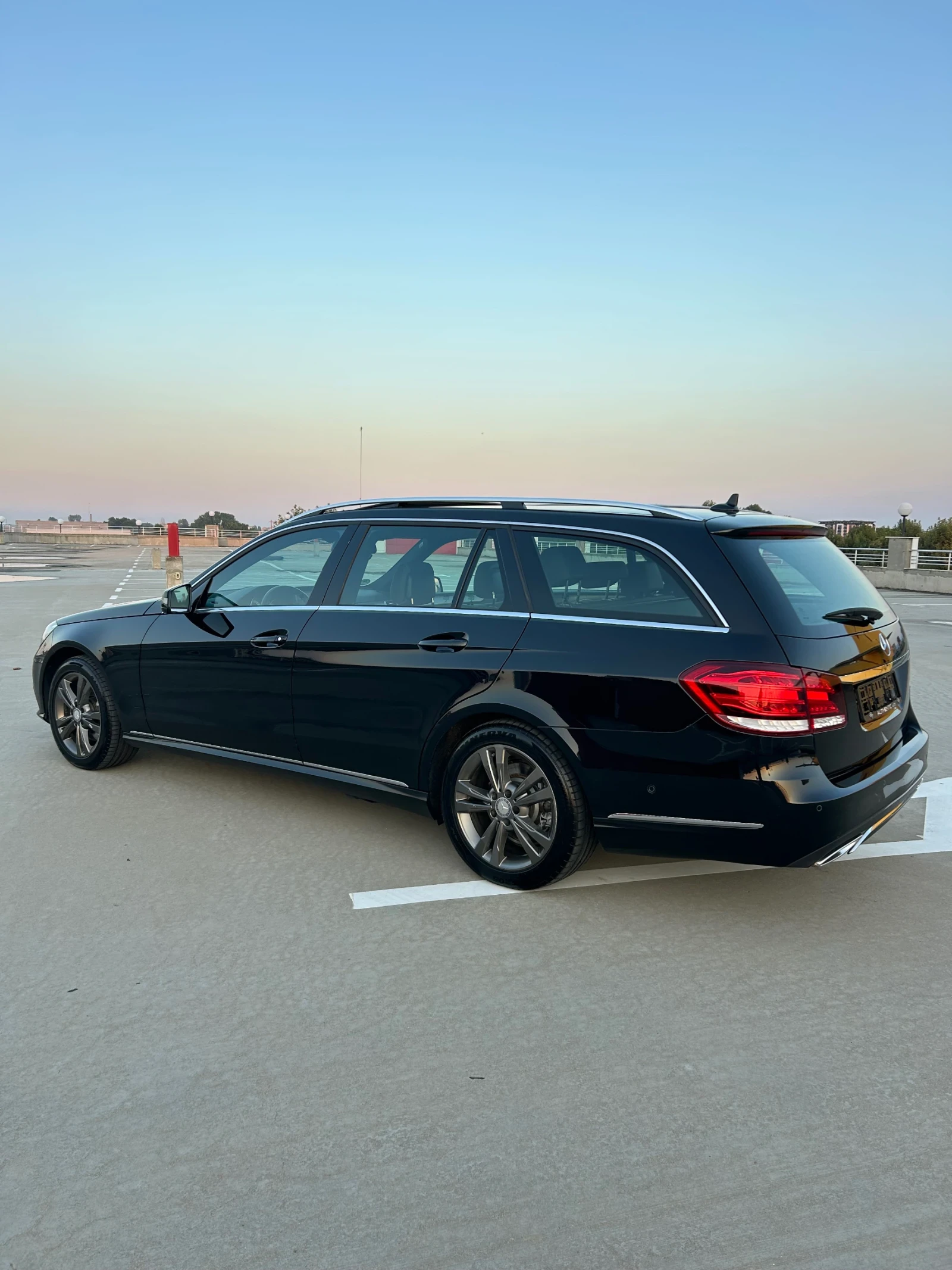 Mercedes-Benz E 220 ///250 CDI // LED // AVANTGARDE // 4MATIC - изображение 5