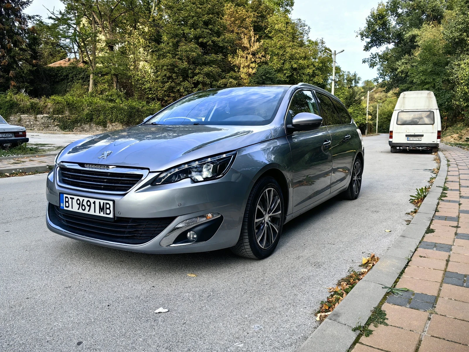 Peugeot 308 1.2 PureTech PANO LED | Mobile.bg   1